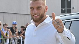 Juventus, Di Gregorio day: tifosi in delirio per il nuovo portiere bianconero, Rugani e De Sciglio ingnorati