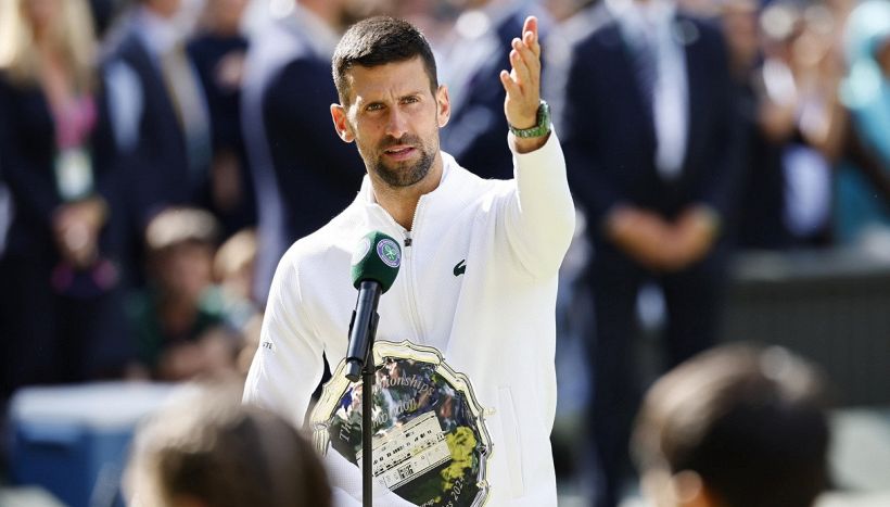 Wimbledon, Djokovic lancia la sfida olimpica ad Alcaraz e Sinner, poi il toccante messaggio al figlio