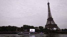 Parigi 2024: Senna inquinata, nuovo stop al triathlon. E il cibo del villaggio fa scappare i pallanuotisti croati