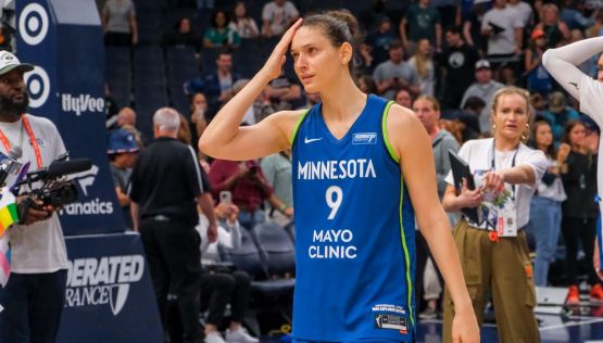 Cecilia Zandalasini dice addio alla Virtus Bologna e all’Italia e denuncia: “Passo indietro per tutto il movimento”