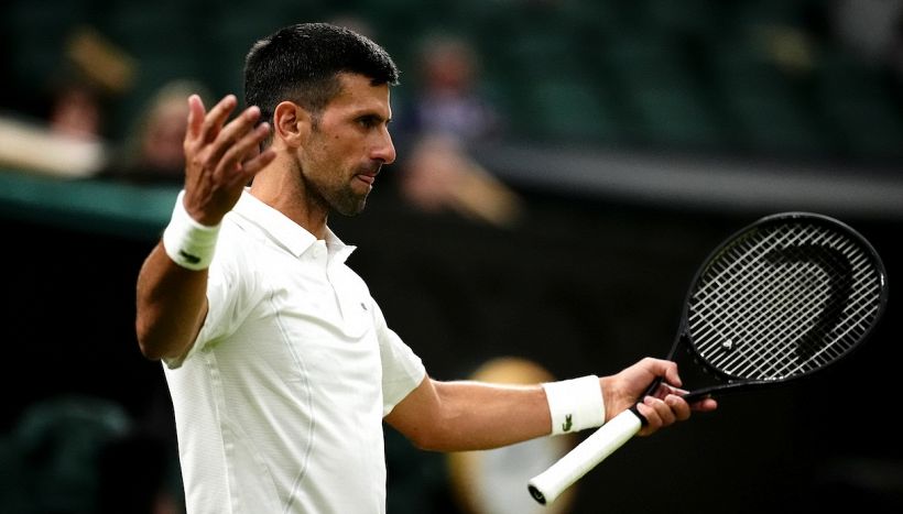 Wimbledon, Djokovic avanza in rimonta: per Sinner c’è Shelton. Musetti vola agli ottavi e sogna, Fognini ko