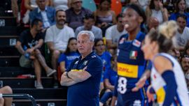 Volley, Velasco arrabbiato e 'senza cuore': Egonu e compagne a Parigi alloggerano fuori dal villaggio olimpico