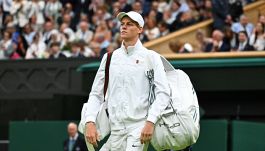 Wimbledon, Sinner e il ko con Medvedev: l'articolo del Corriere che tira in ballo Kalinskaya scatena la polemica