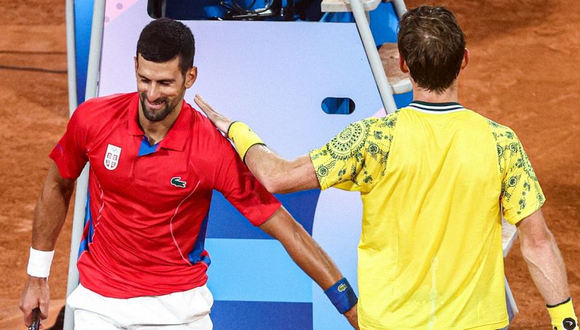 Olimpiadi, Djokovic torna su Sinner: Berrettini al posto di Jannik. Nole smonta il regolamento