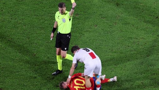 Spagna-Georgia, moviola: polemiche per rigore negato, gol dubbio e rete annullata