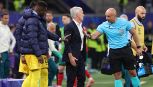 Portogallo-Francia, moviola: l’arbitro fa infuriare Deschamps, niente cuore duro stavolta, graziato Nuno Mendes