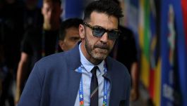 Italia, Buffon resta ma è polemica tra i tifosi: si è venduto a Gravina