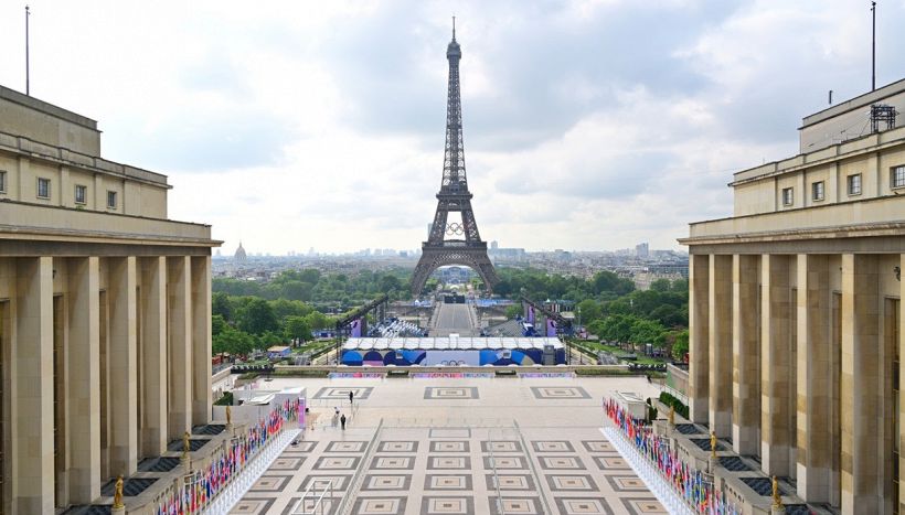 Olimpiadi Parigi 2024, via alla cerimonia di apertura: orario, luogo, star e tutte le novità