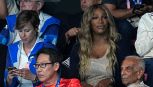 Serena Williams finisce accanto a Federica Pellegrini in tribuna alle Olimpiadi, ma non si rende conto di chi sia: risposta geniale