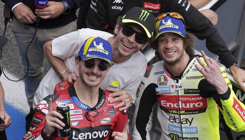 MotoGP, Valentino Rossi carica Bagnaia per il Gp d'Austria: "Vi spiego le differenze con Martin e chi vince il titolo"