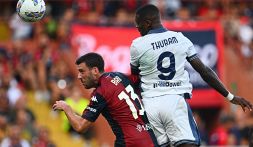 Genoa-Inter 2-2: Vogliacco a sorpresa, Thuram scatenato ma stecca Lautaro. VAR protagonista