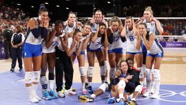 Antropova per Egonu, Paoletta non stava bene. L'Italvolley con le mani alle orecchie: il gesto dopo l’Olanda