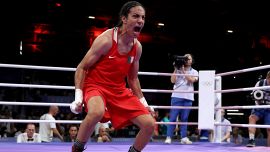 Ceccon e Khelif ossessioni del web: il clochard del nuoto e l’intersex della boxe le medaglie più cool  