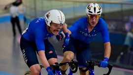 Ciclismo su pista, Viviani e Consonni d’argento nella madison: la parabola del “Profeta”, Simone tra lacrime e sangue