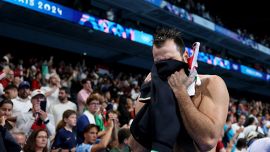 Pallanuoto: vergogna Var e arbitri da scandalo, il Settebello lotta ma l’Ungheria lo elimina ai rigori