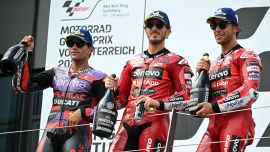 MotoGP Austria, Ducati si gode Bagnaia e Martin: 'Ci miglioriamo a vicenda'. Ma Pecco ha rischiato per un insetto