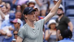 US Open, Sinner spiega le difficoltà con McDonald nel 1° set e come ne è uscito: poi gioisce per il tabù sfatato