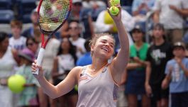 US Open, Paolini avanza dopo solo tre punti. Arnaldi dominante, Bellucci out: niente derby con Sinner