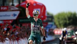 Vuelta a España, 10a tappa: tripletta per un van Aert da sballo! Pacher battuto in volata, Ciccone si ritira