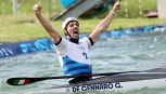 Giovanni De Gennaro oro nella canoa slalom: l'azzurro stringe i pugni e la pagaia, rotto un digiuno di 12 anni