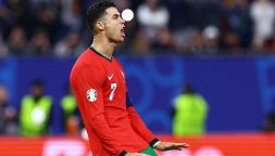 Ronaldo si burla dei 1000 gol di Pelè: "Le mie reti tutte dimostrabili". Rio Ferdinand sbotta: “Che bas…”