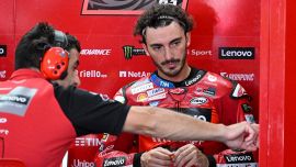 MotoGP Indonesia pre qualifiche: Bastianini vola con record davanti a Martin, Bagnaia fatica ma passa in extremis