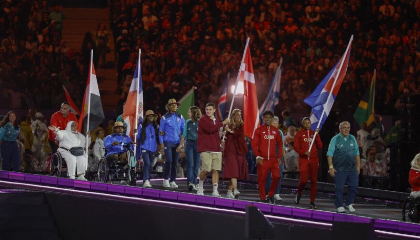 Paralimpiadi: cerimonia chiusura trasforma stadio in discoteca, l'emozione sui social, cosa è successo