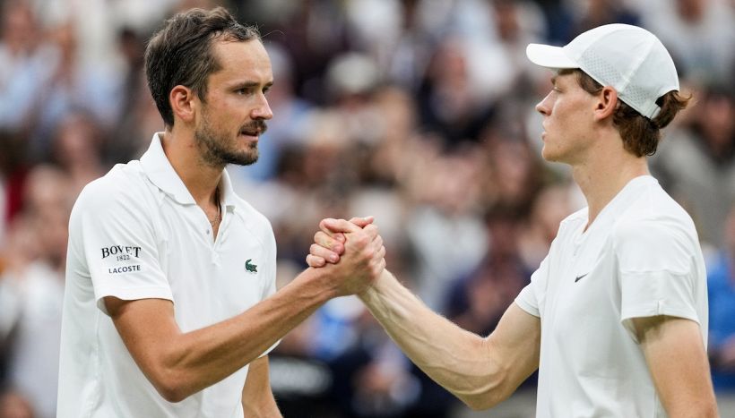 Sinner-Medvedev, gli US Open tolgono il sonno ai tifosi. Draper-de Minaur, la sfida degli amici di Jannik