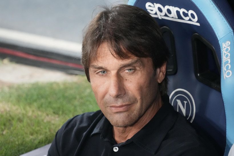 Napoli: Conte contro la Juventus si ispira all’Inter, poi elogia Motta e bacchetta gli arbitri su Kvara