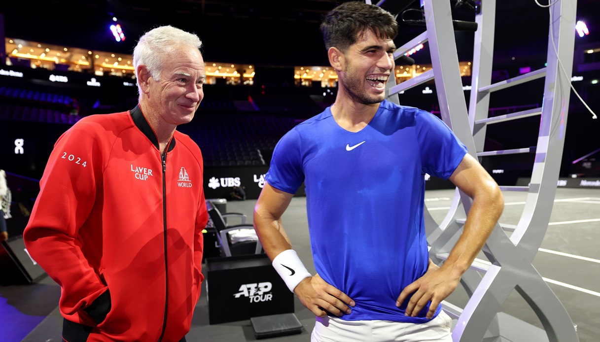 https://wips.plug.it/cips/sport.virgilio.it/cms/2024/09/mcenroe-alcaraz.jpg