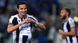 Pagelle Parma-Udinese 2-3: follia di Keita, super Thauvin guida la rimonta, il Var regala la vetta a Runjaic