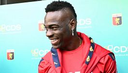 Balotelli a Belve, frecciate al Genoa, agli ex compagni azzurri e l'ammissione: fu una tamarrata