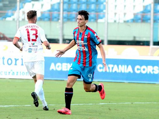 Pagliuca vede dal vivo primo gol del figlio Mattia, Montero affonda, Catania vola