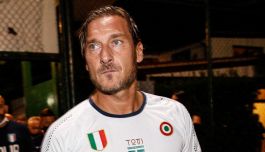 Roma, Totti fa sul serio: cosa ha rivelato a Di Biagio e Corradi sul suo rientro