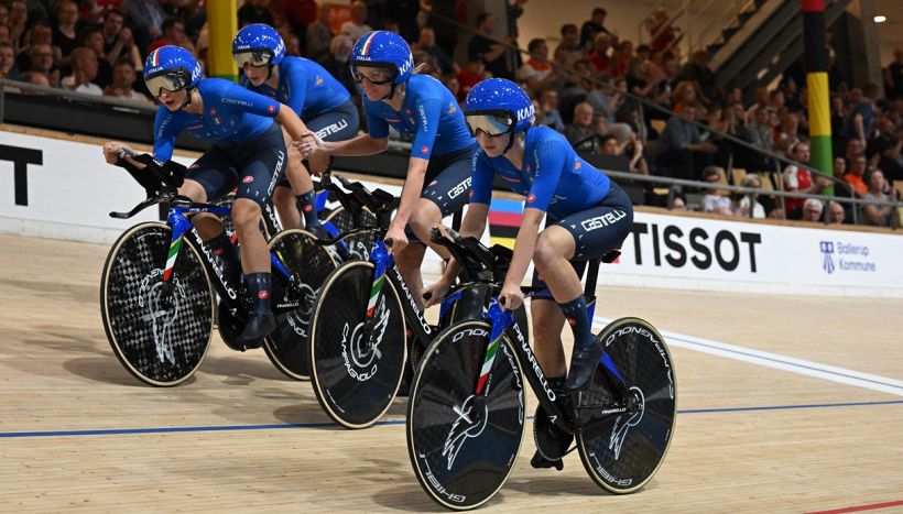 Mondiali pista, il quartetto dell'inseguimento femminile vince il bronzo. Paternoster di legno, male Viviani