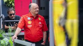 F1, Vasseur carica la Ferrari: 'Per la classifica è ancora tutto aperto'. Horner licenzia Perez?