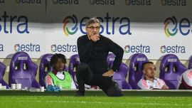 Roma, Juric out e De Rossi in dopo la Fiorentina: tifosi inferociti, ironia su Hummels e rimpianto Bove