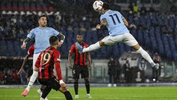 Lazio-Nizza, moviola: i dubbi sui gol e sui rigori, il Var salva l’arbitro