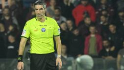 Salernitana-Cesena, finale clamoroso: l'arbitro Scatena fischia la fine subito prima del gol, proteste. Le immagini fanno chiarezza