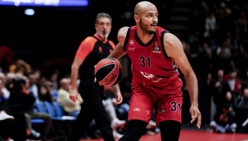 Eurolega, Shields tira fuori l'Olimpia dalle sabbie mobili: Milano vince in rimonta sul Paris