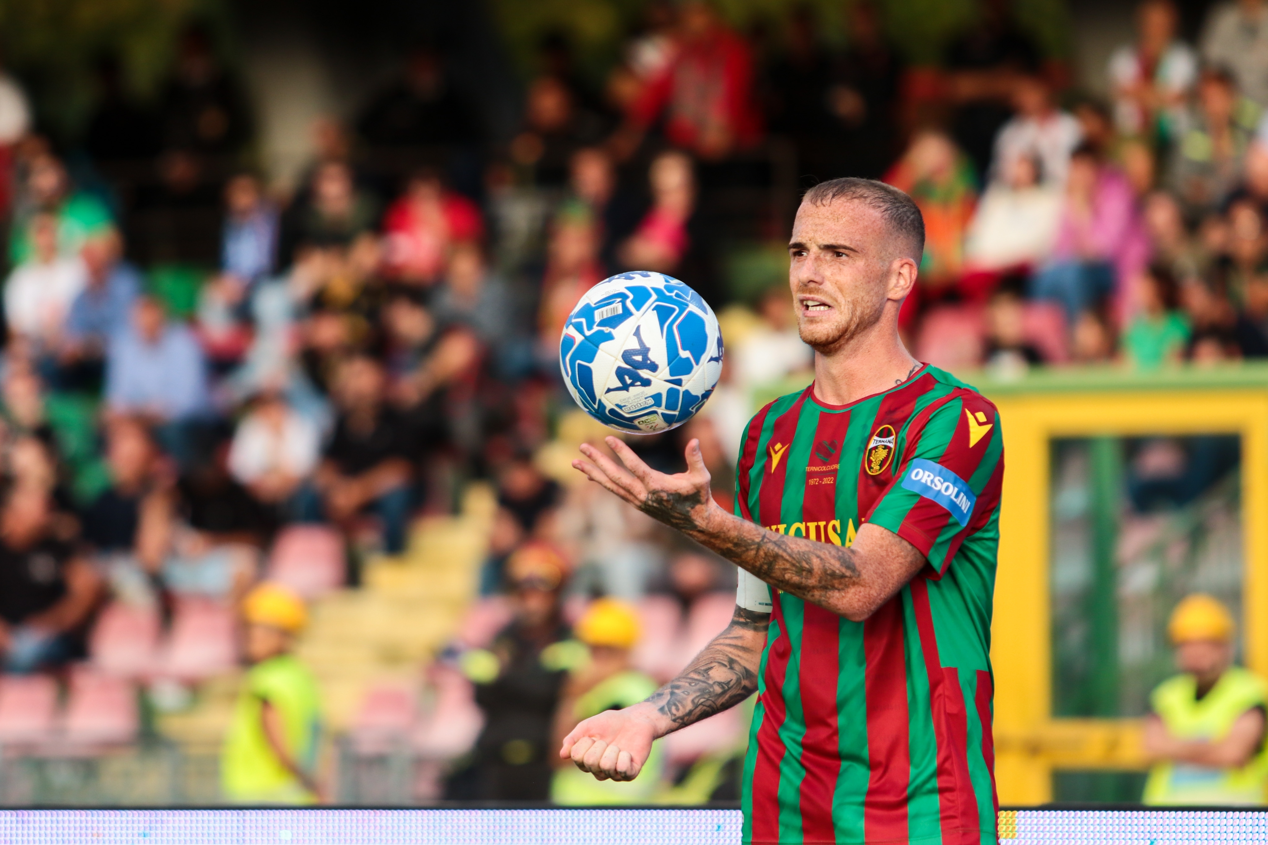 Antonio Palumbo con la maglia della Ternana