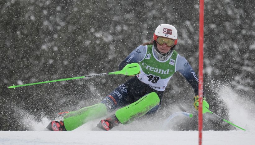 Sci alpino, a Levi l’Italia in ricordo di Matilde Lorenzi: in pista anche la sorella Lucrezia. Brignone non farà lo slalom