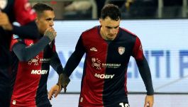 Cagliari-Milan, il gol di Zortea scatena le proteste: Luvumbo copre la visuale di Maignan. Cosa dice il regolamento