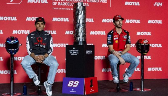 MotoGP, Bagnaia rassicura Martin: “A Barcellona una gara pulita, non cercherò di distruggere la sua”