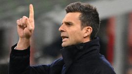 Juventus: da Motta frase sibillina sugli infortuni, poi risponde a Emery e dà un indizio sul vice-Vlahovic