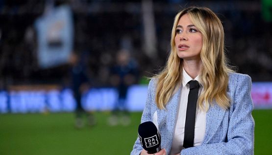Leotta e Karius, coppia in crisi sul lavoro: La Talpa chiusa in anticipo, lui pensa di lasciare il calcio