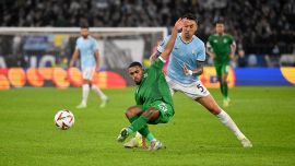 Lazio-Ludogorets, moviola: l’arbitro smentisce il Var su rigore negato, cosa gli ha detto Baroni a fine gara