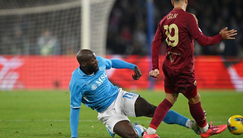 Napoli-Roma, è bufera sul mancato rosso a Lukaku: per Calvarese l'espulsione c'era, interisti scatenati