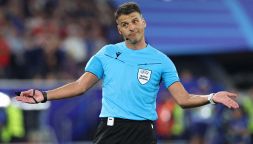 Champions League: alla Juve Manzano, l'arbitro senza paura (primo a cacciare Messi), al Bologna Oliver, incubo di Buffon