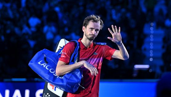 ATP Finals, Medvedev batte De Minaur, "polemizza" col pubblico di Torino, poi si scusa: cosa cambia per Sinner